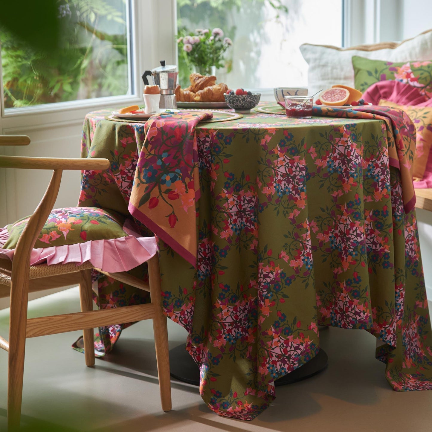 Tablecloth Blumen Green